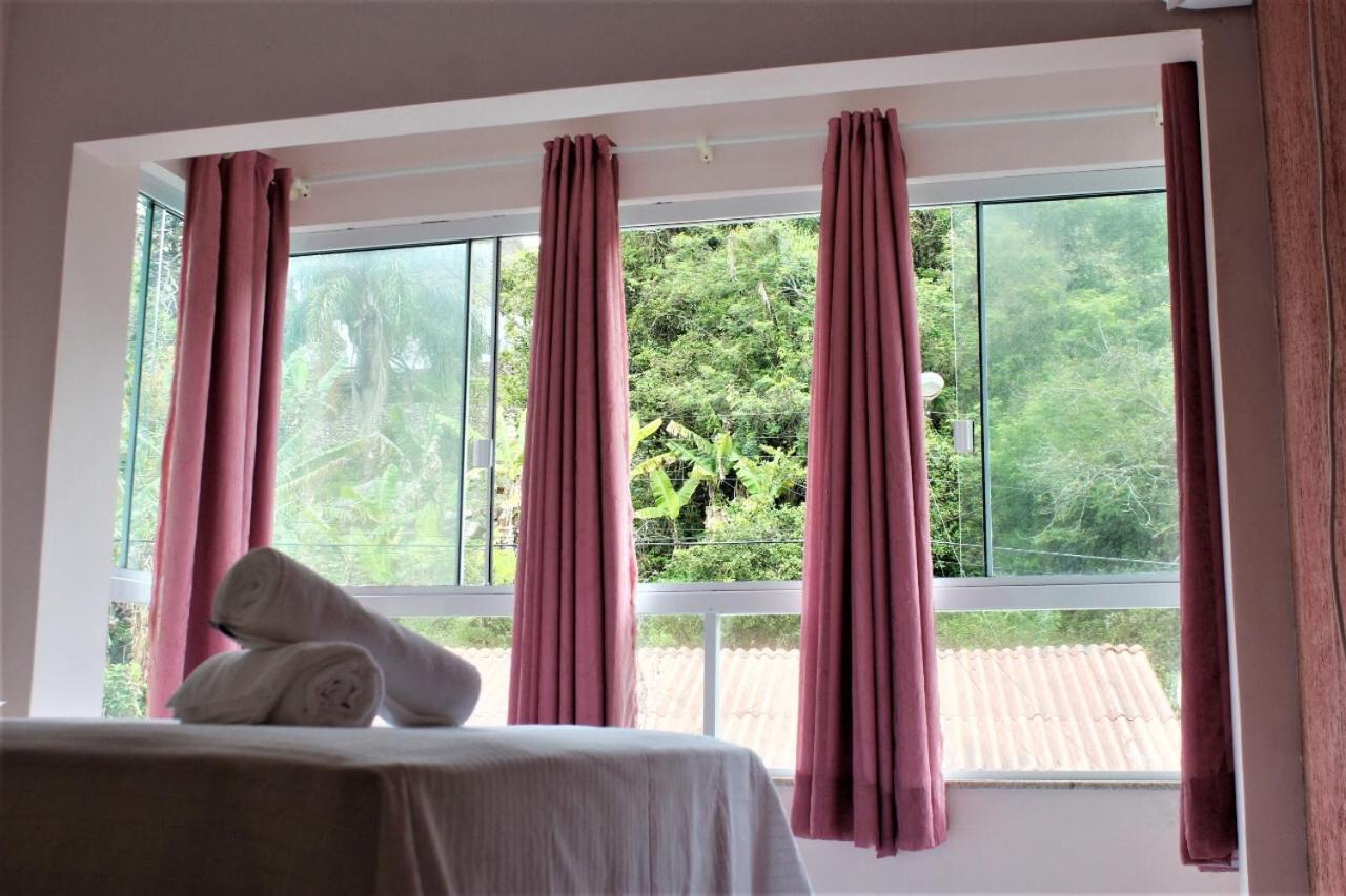 Apartamento Inteiro 3 Quartos No Condominio Solar Das Bromelias Bombinhas Exteriér fotografie